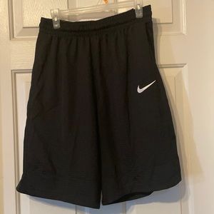 Nike men’s basketball shorts (size L)